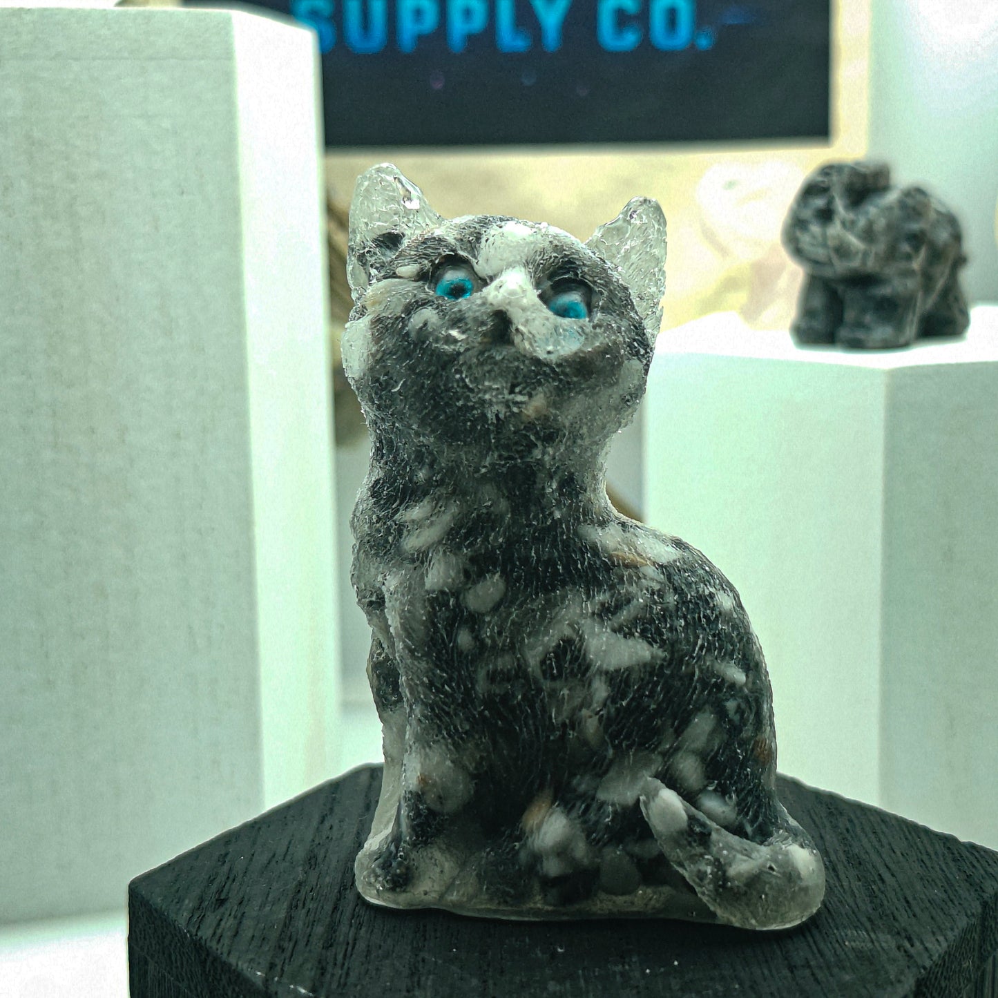 Snowflake Obsidian Cat Crystal Figurine